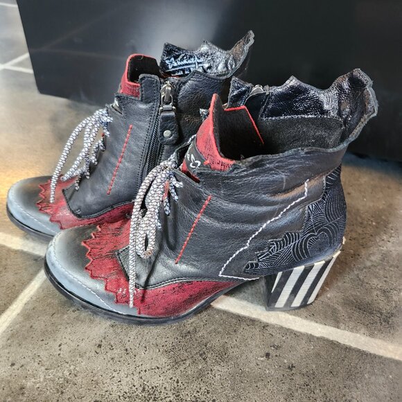 Maciejka Red/Black/White - Picture 3 of 3